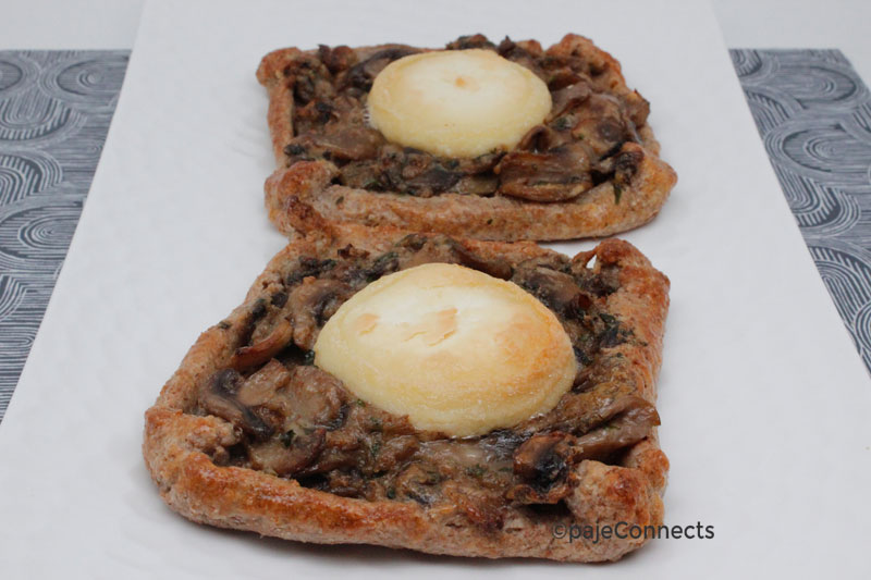 Croûtes aux champignons et crottin de chèvre IG bas